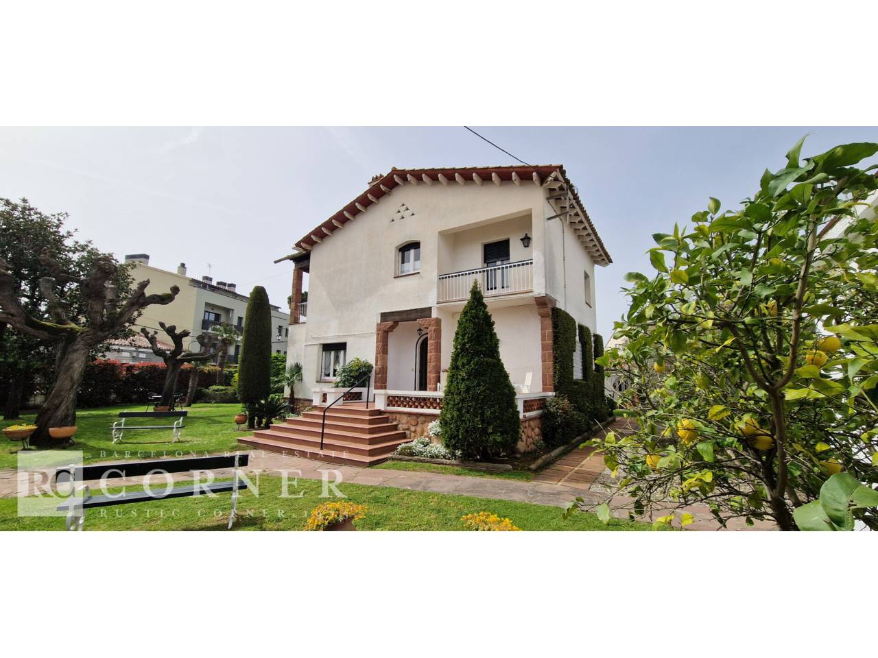 Casa luminosa con amplio jardín bien situada en Santa Maria de Palautordera.