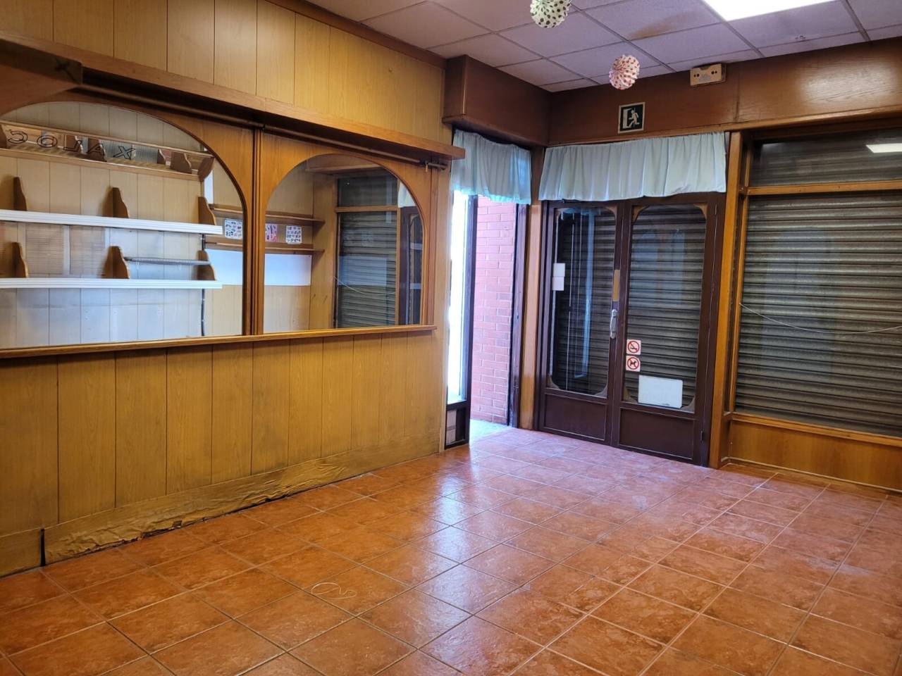 Local - Sabadell, Covadonga, Covadonga