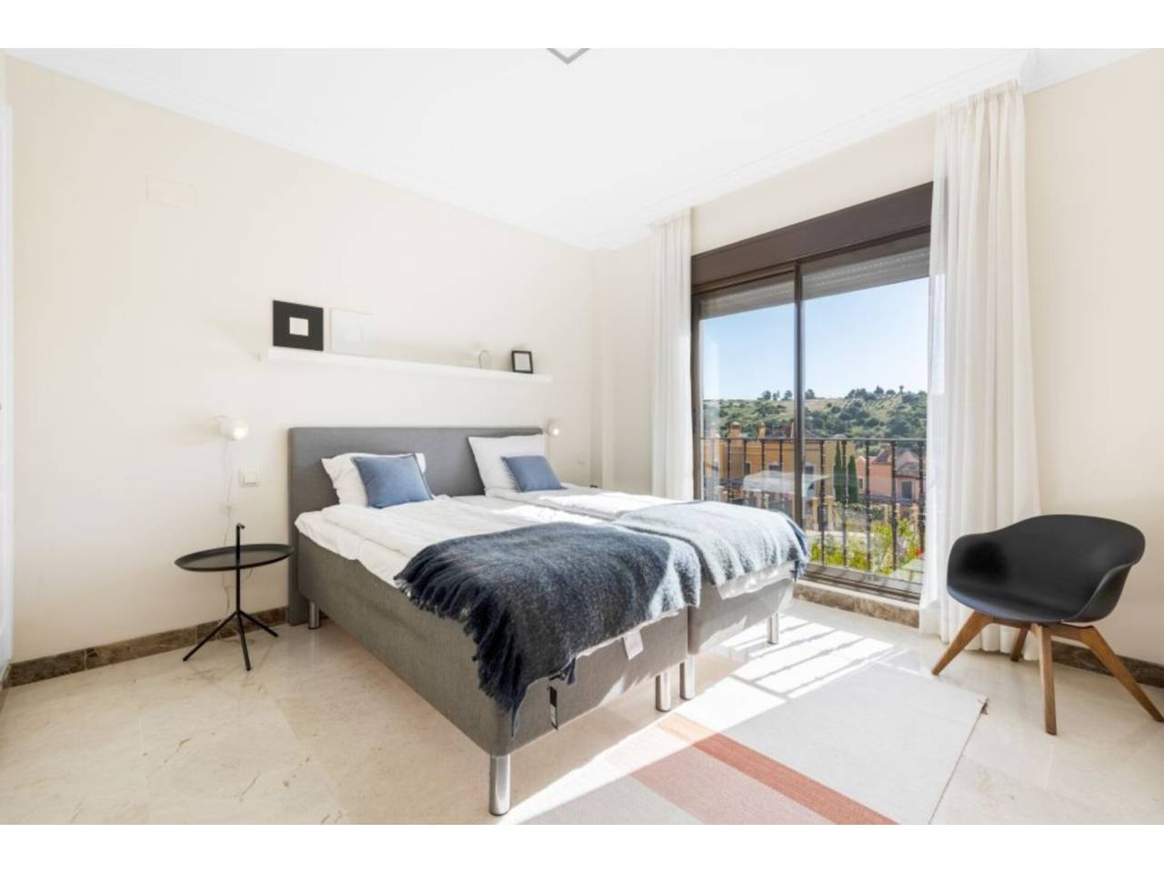 Casa pareada en venta en Estepona en Zona: Playa Bahía Dorada