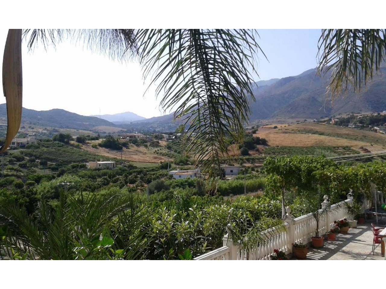 Terreno en venta en Estepona en Zona: Altos de Estepona