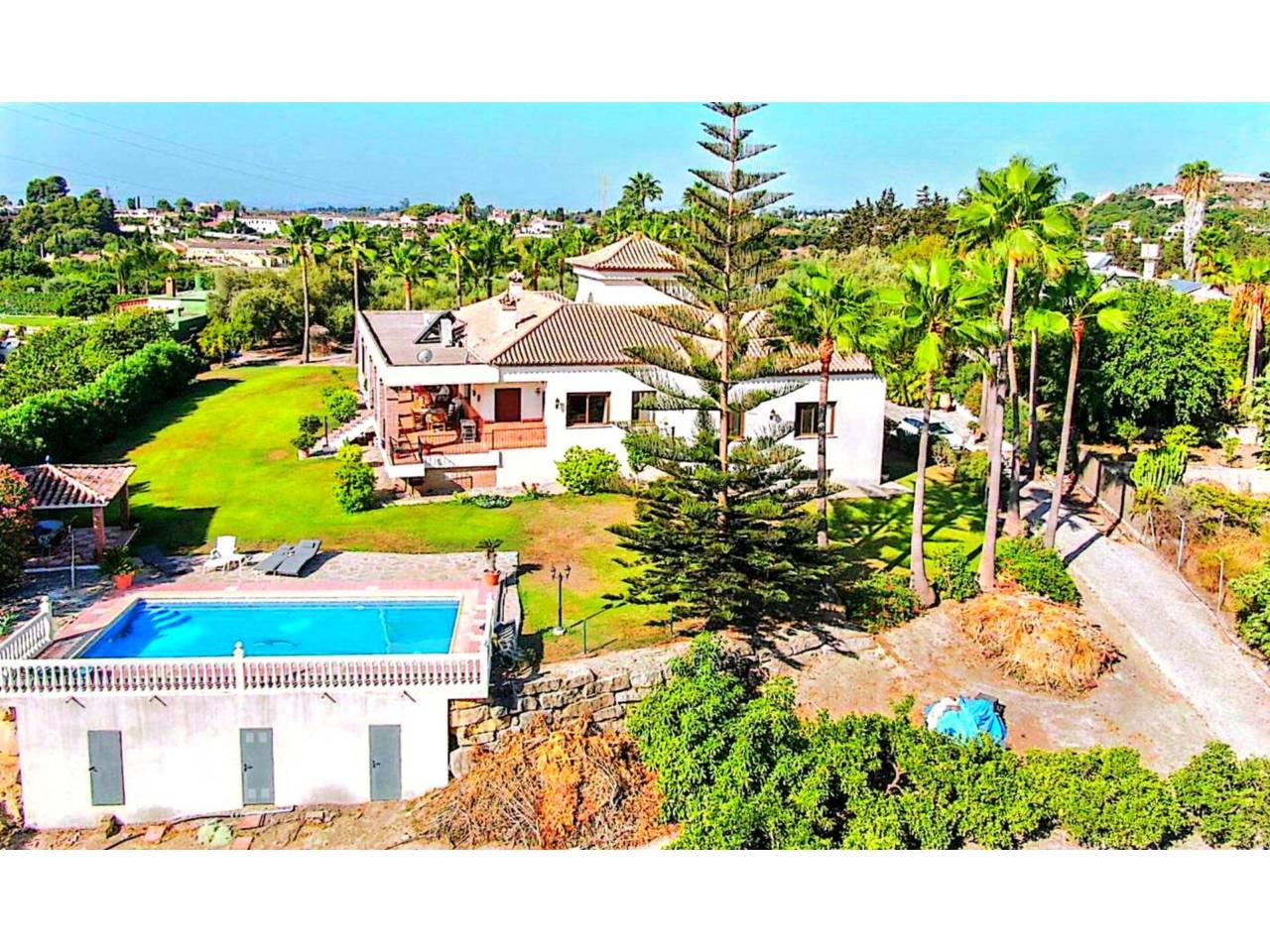 Cortijo en venta en Estepona en Zona: Selwo