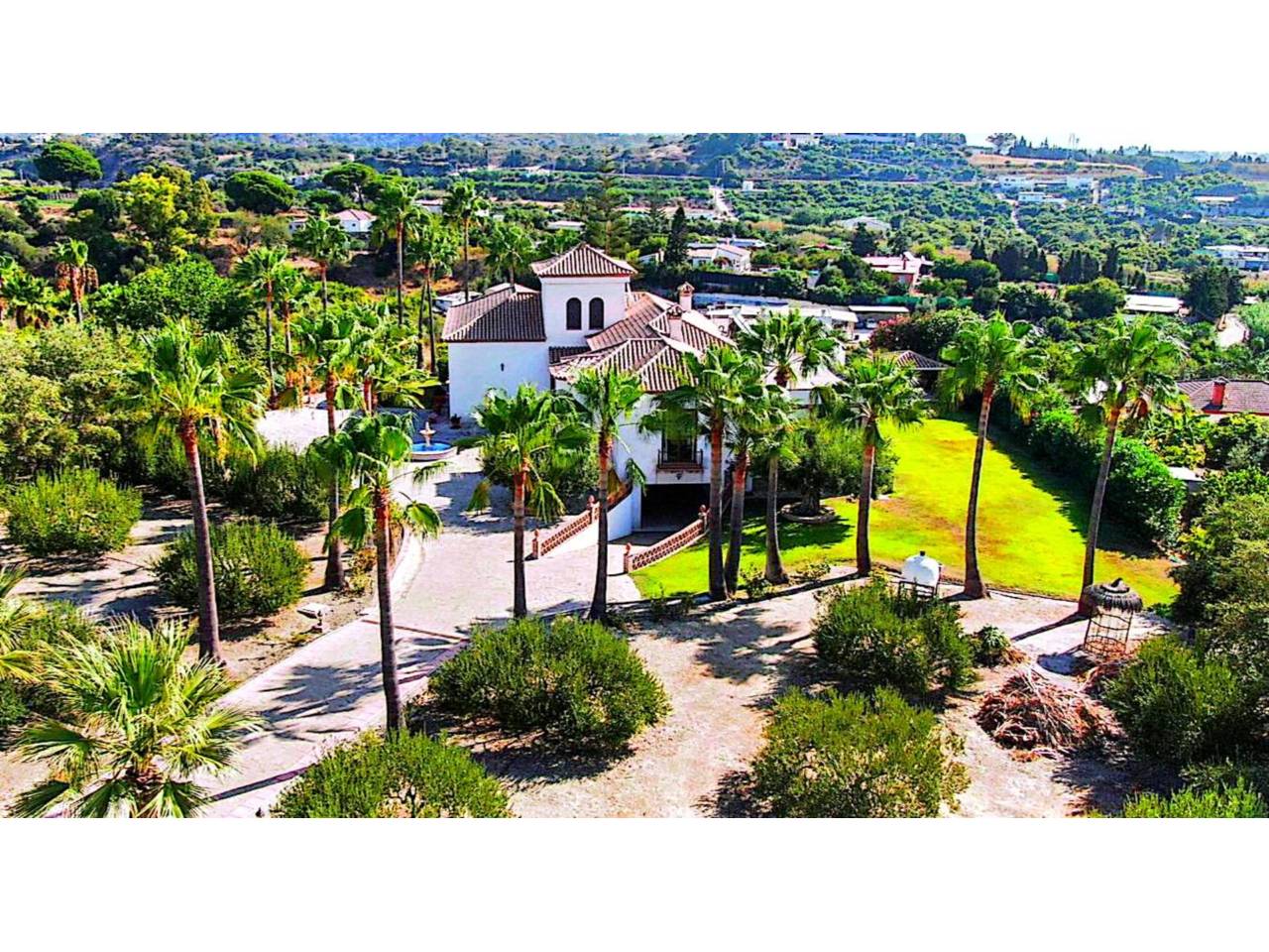 Cortijo en venta en Estepona en Zona: Selwo