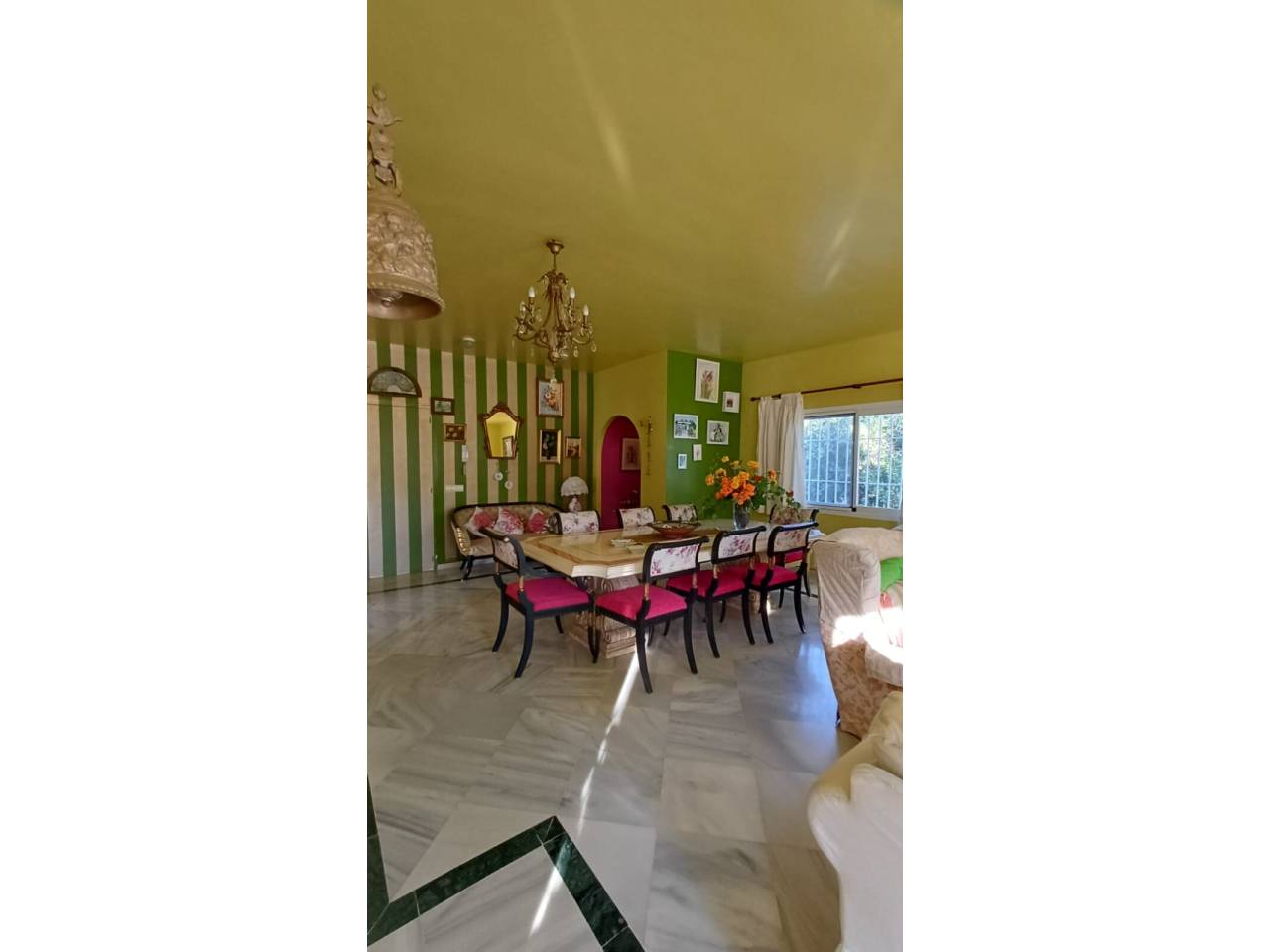 Chalet unifamiliar en venta en Estepona en Zona: Guadalmansa