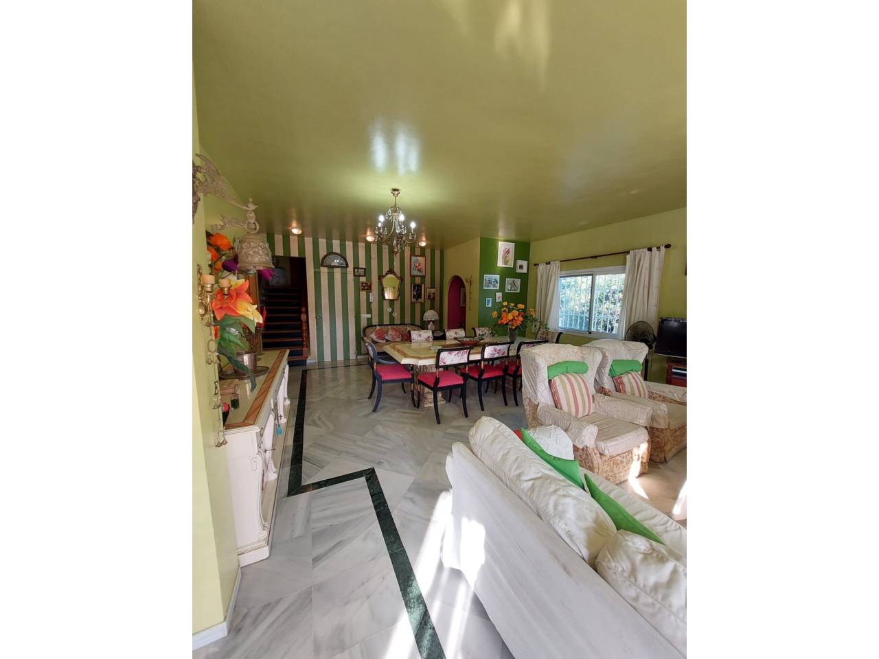 Chalet unifamiliar en venta en Estepona en Zona: Guadalmansa