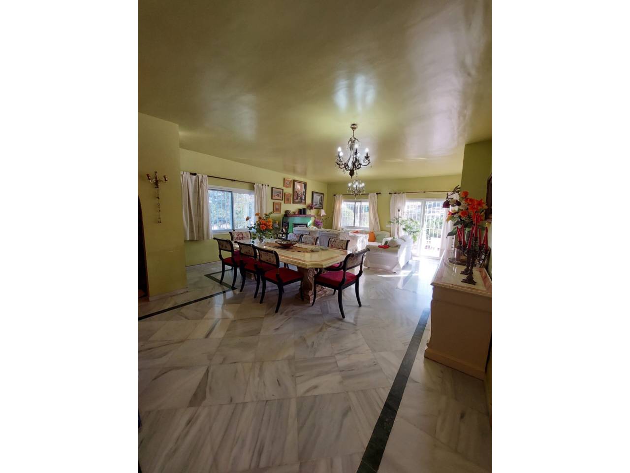 Chalet unifamiliar en venta en Estepona en Zona: Guadalmansa