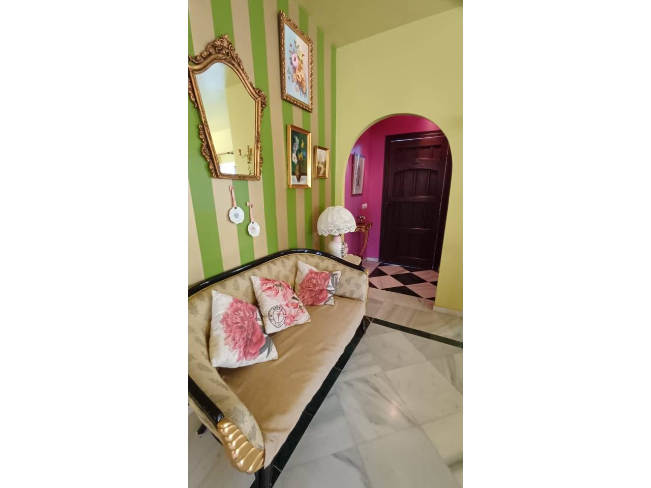 Chalet unifamiliar en venta en Estepona en Zona: Guadalmansa