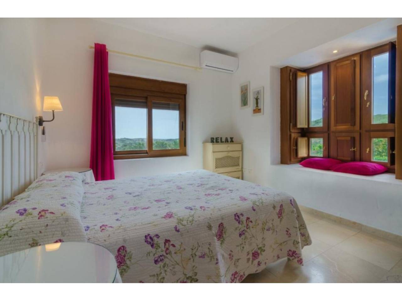 Chalet en venta en Estepona en Zona: Altos de Estepona