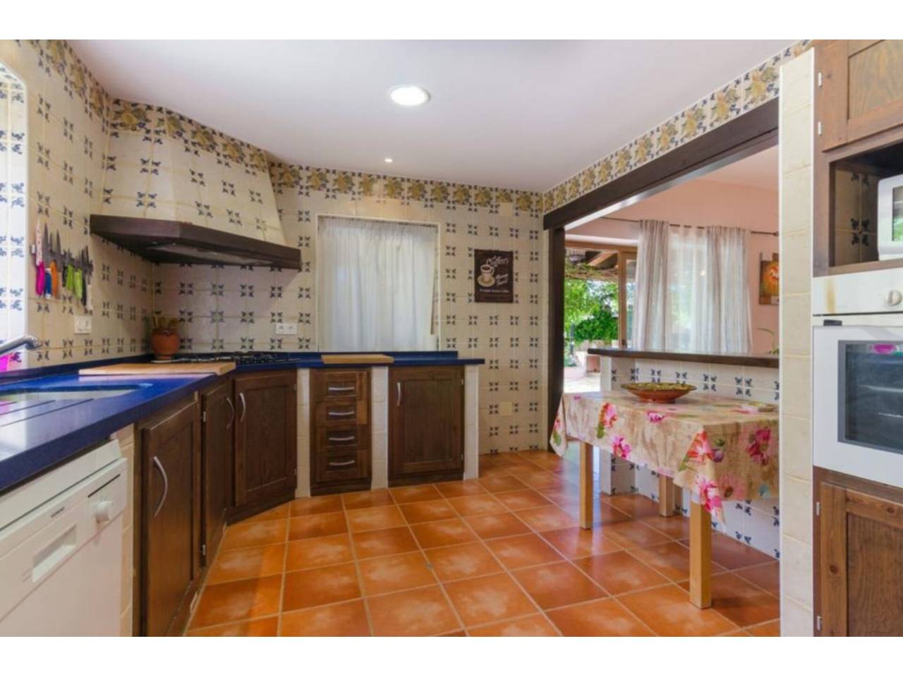 Chalet en venta en Estepona en Zona: Altos de Estepona