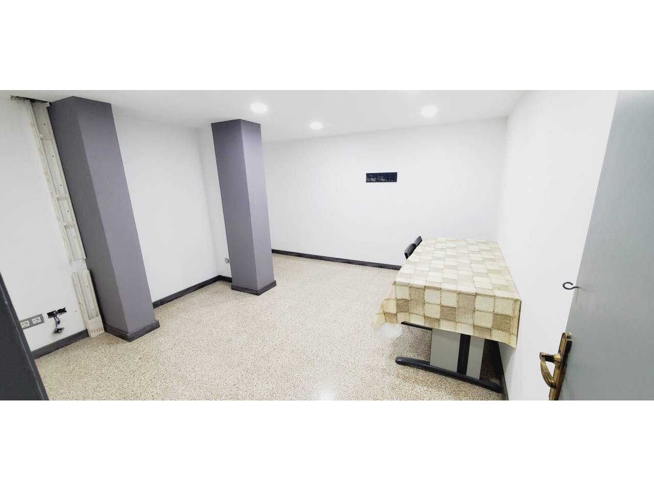 Venta de local comercial en Badalona-Bufalà