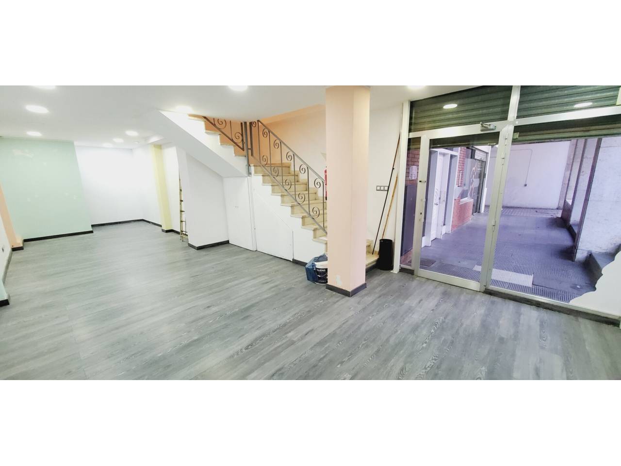 Venta de local comercial en Badalona-Bufalà