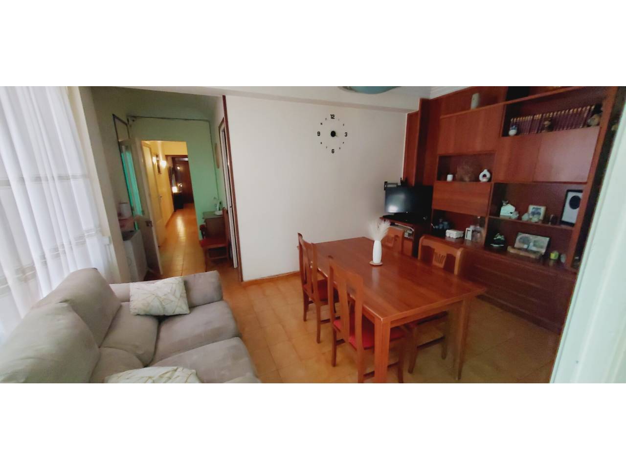 Venta de piso peculiar en Badalona
