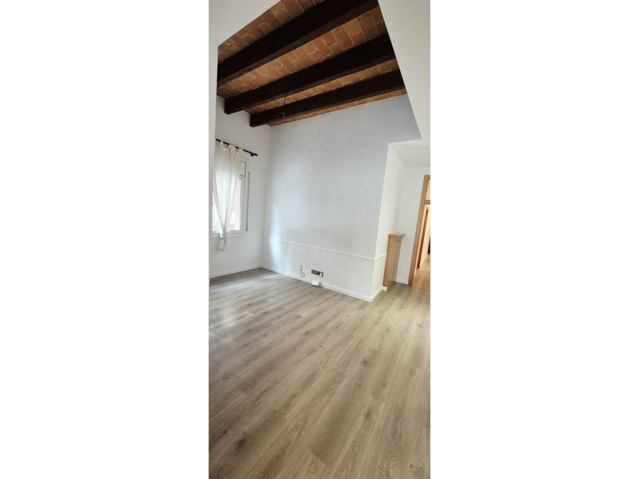 Planta baixa amb pati i garatge inclòs