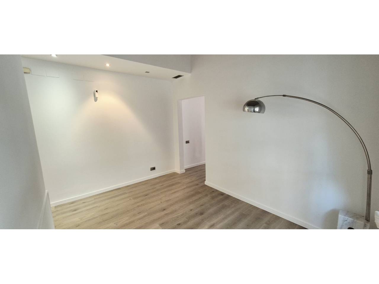 Planta baixa amb pati i garatge inclòs