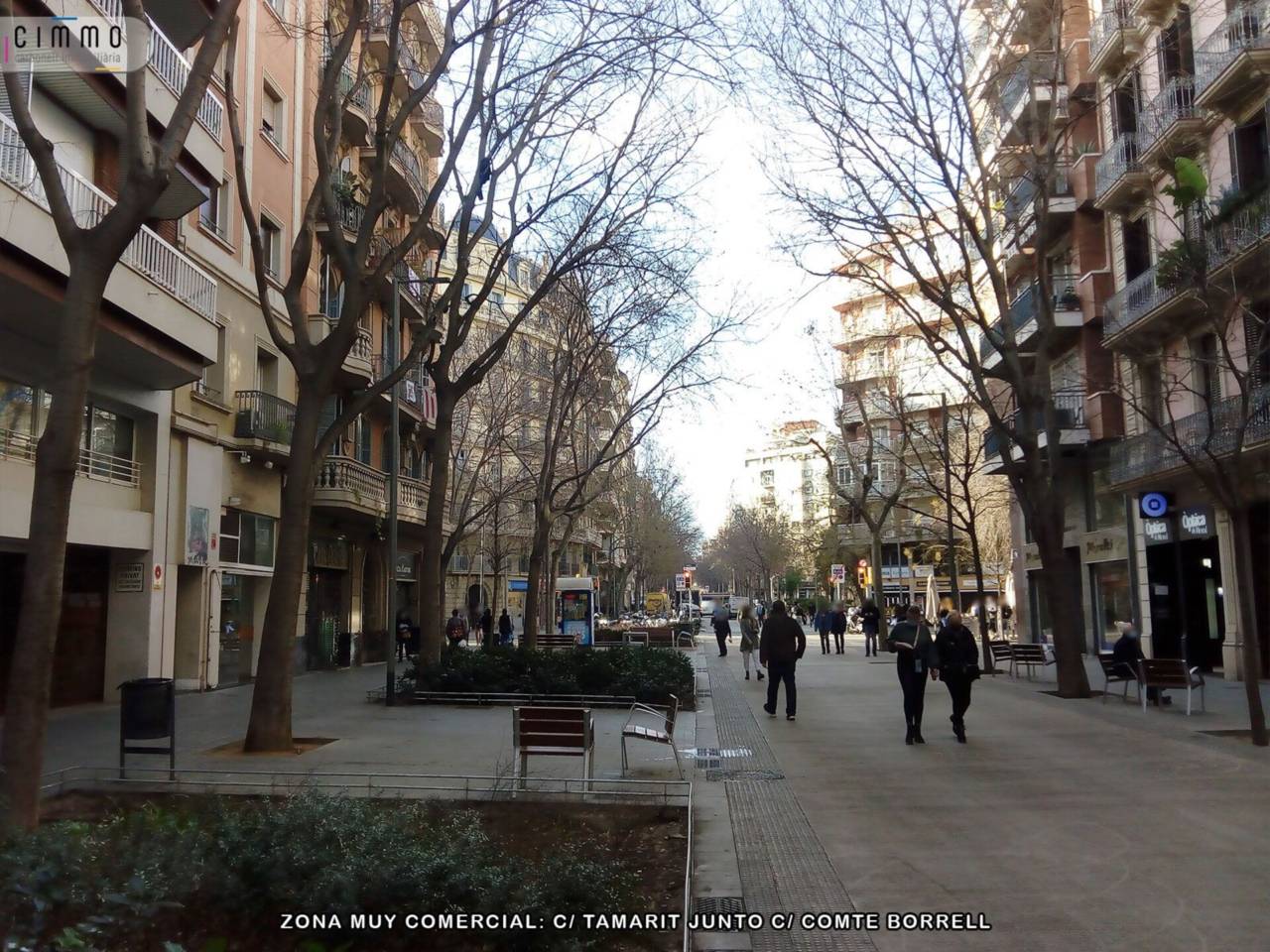 Local en traspàs Sant Antoni (Barcelona Capital)
