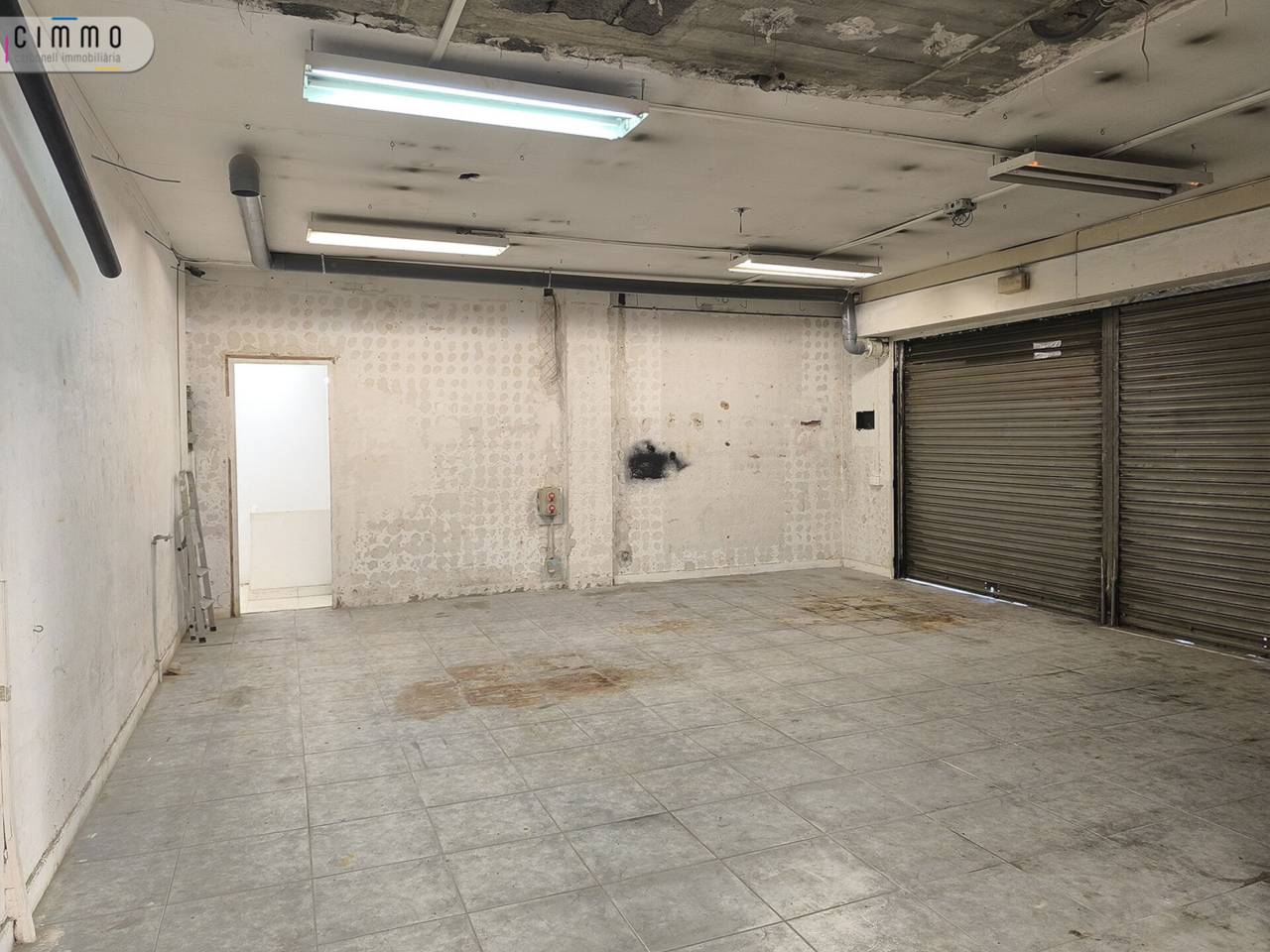 Local a lloguer Sants-Badal (Barcelona Capital)