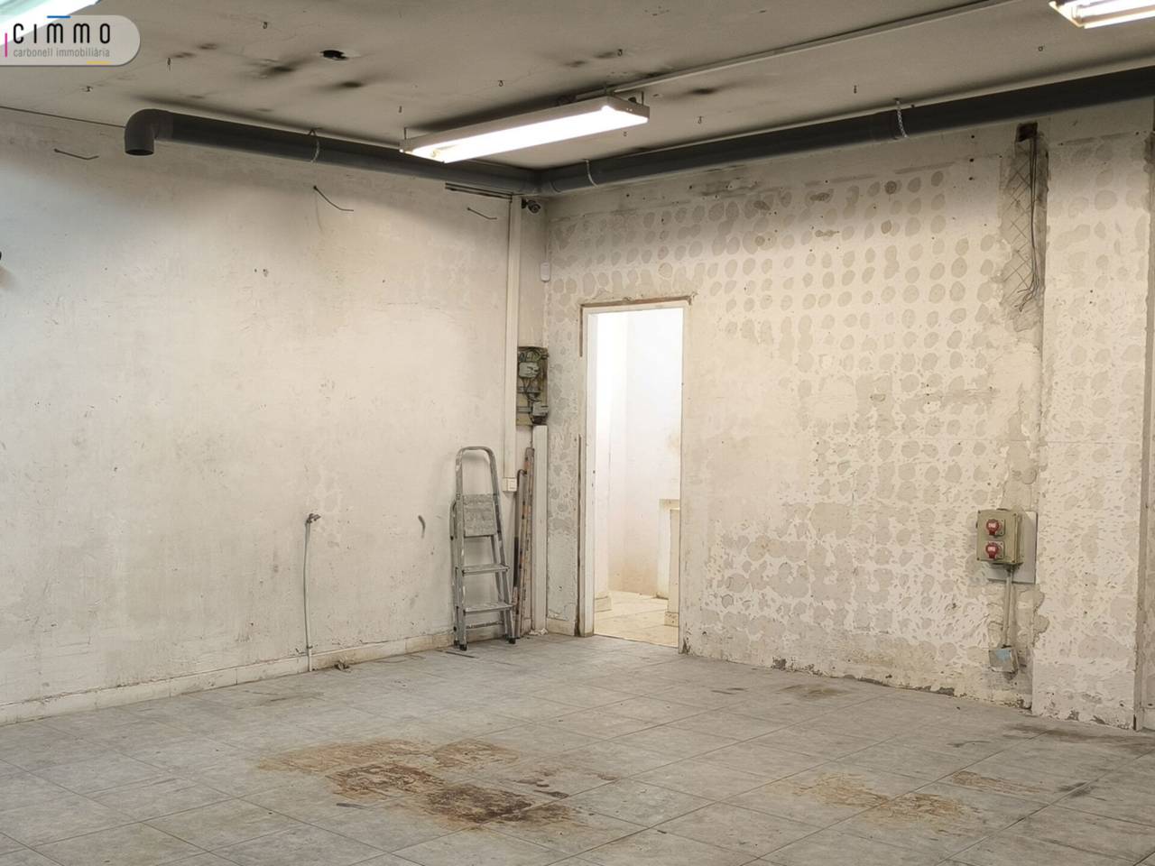 Local a lloguer Sants-Badal (Barcelona Capital)