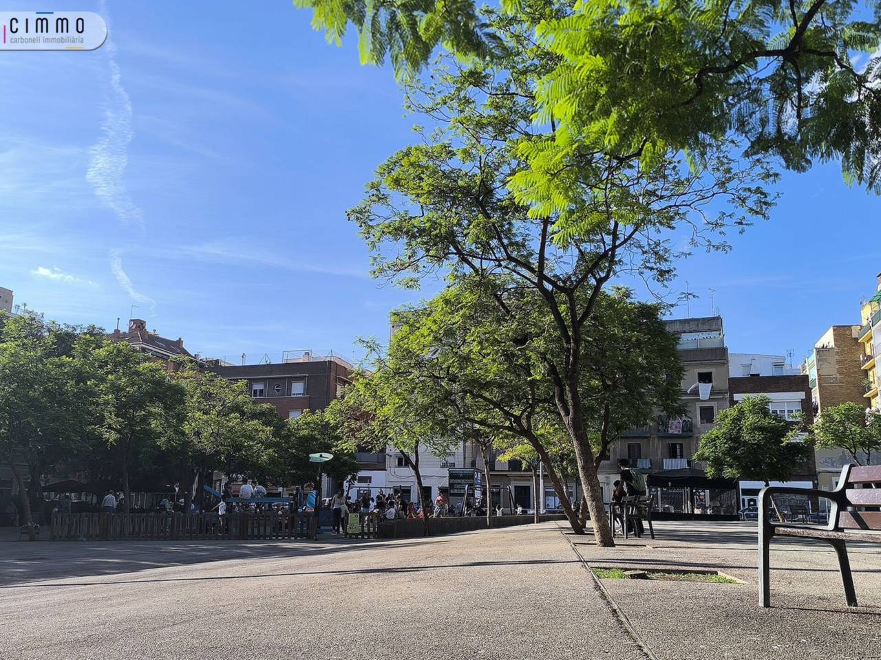 Local a lloguer Sants-Badal (Barcelona Capital)