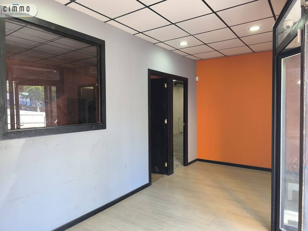 Local a lloguer Sants-Badal (Barcelona Capital)