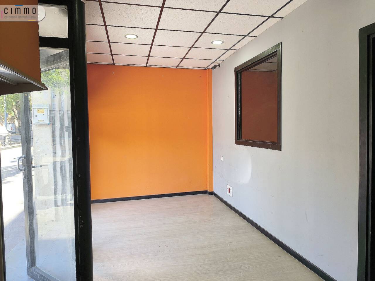 Local a lloguer Sants-Badal (Barcelona Capital)