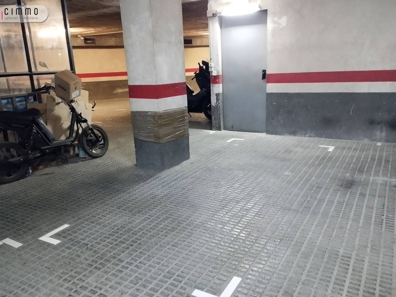 Parking en venta El Raval (Barcelona Capital)