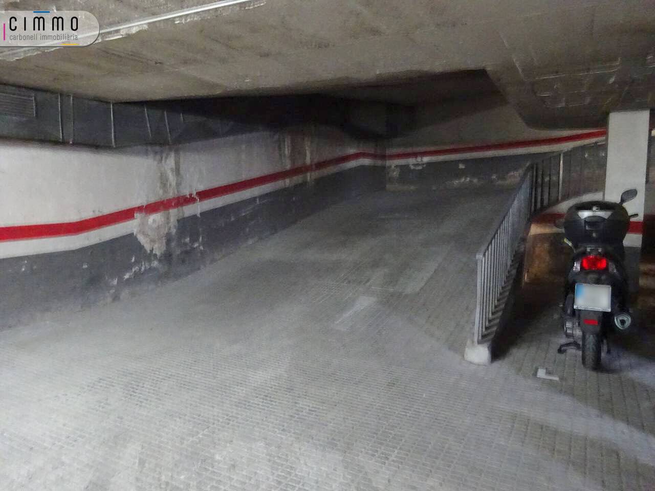 Parking en venta El Raval (Barcelona Capital)