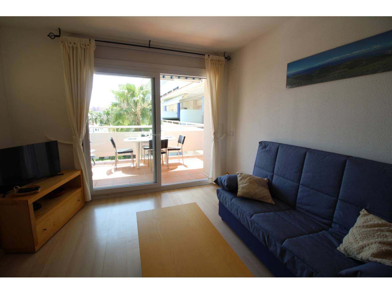 000005 - PORT CANIGÓ Apartment with communal swimming pools and gardens in Santa Margarita