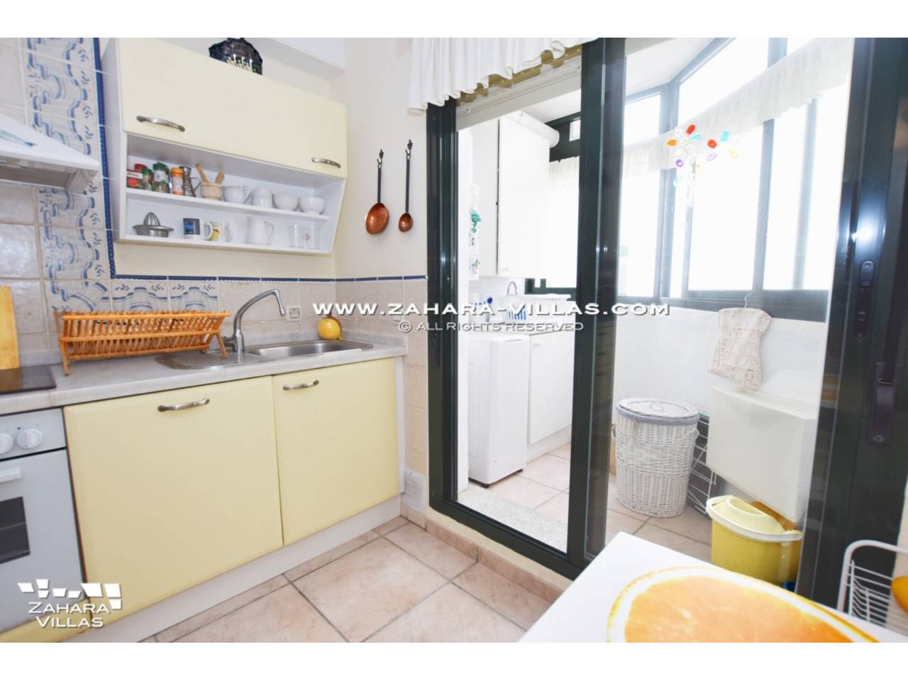 Imagen 25 de Apartment for sale in residential Jardines de Zahara - Atlanterra