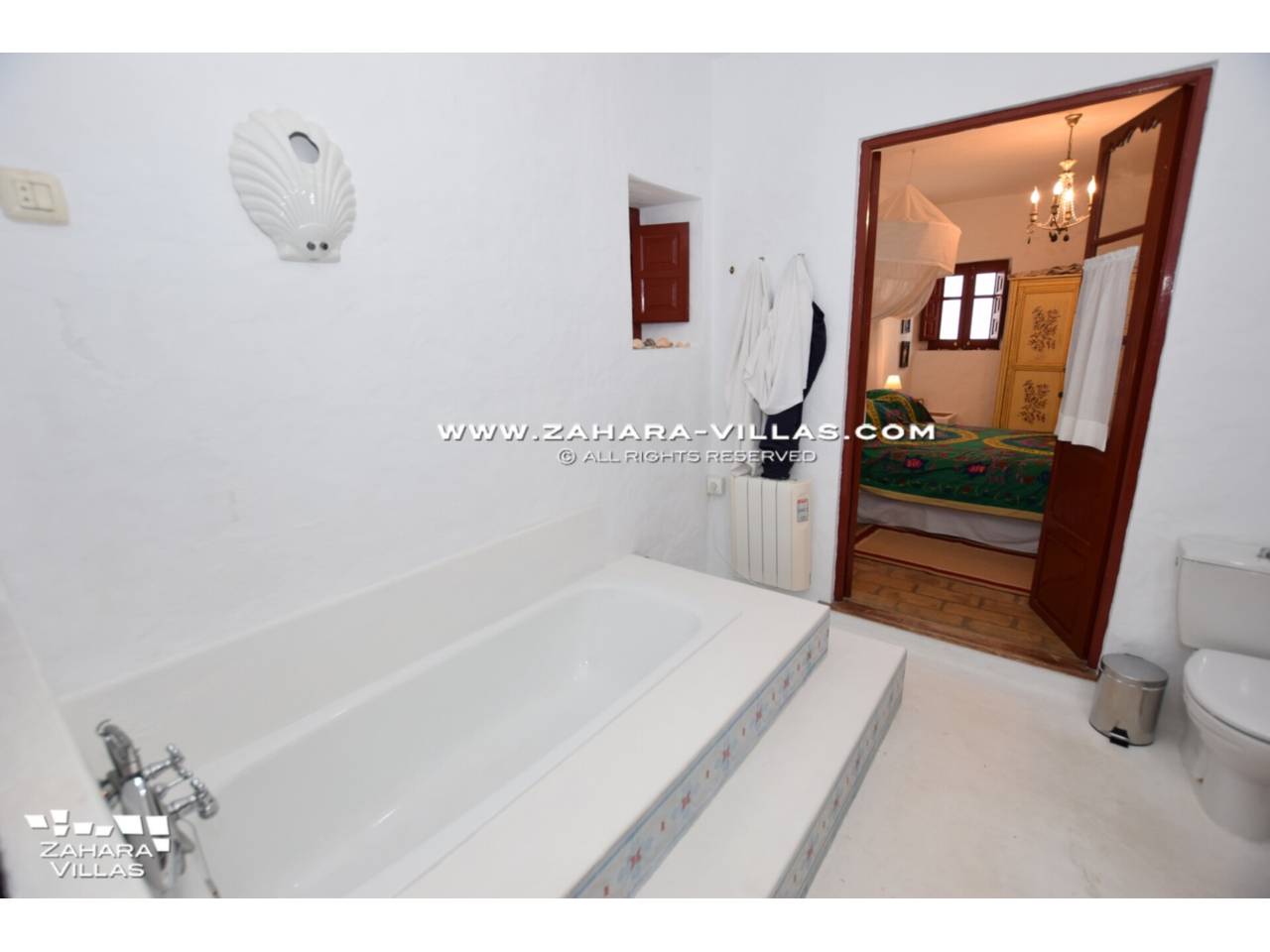 Imagen 33 de Magnificent House with central patio, in the historic center of the town