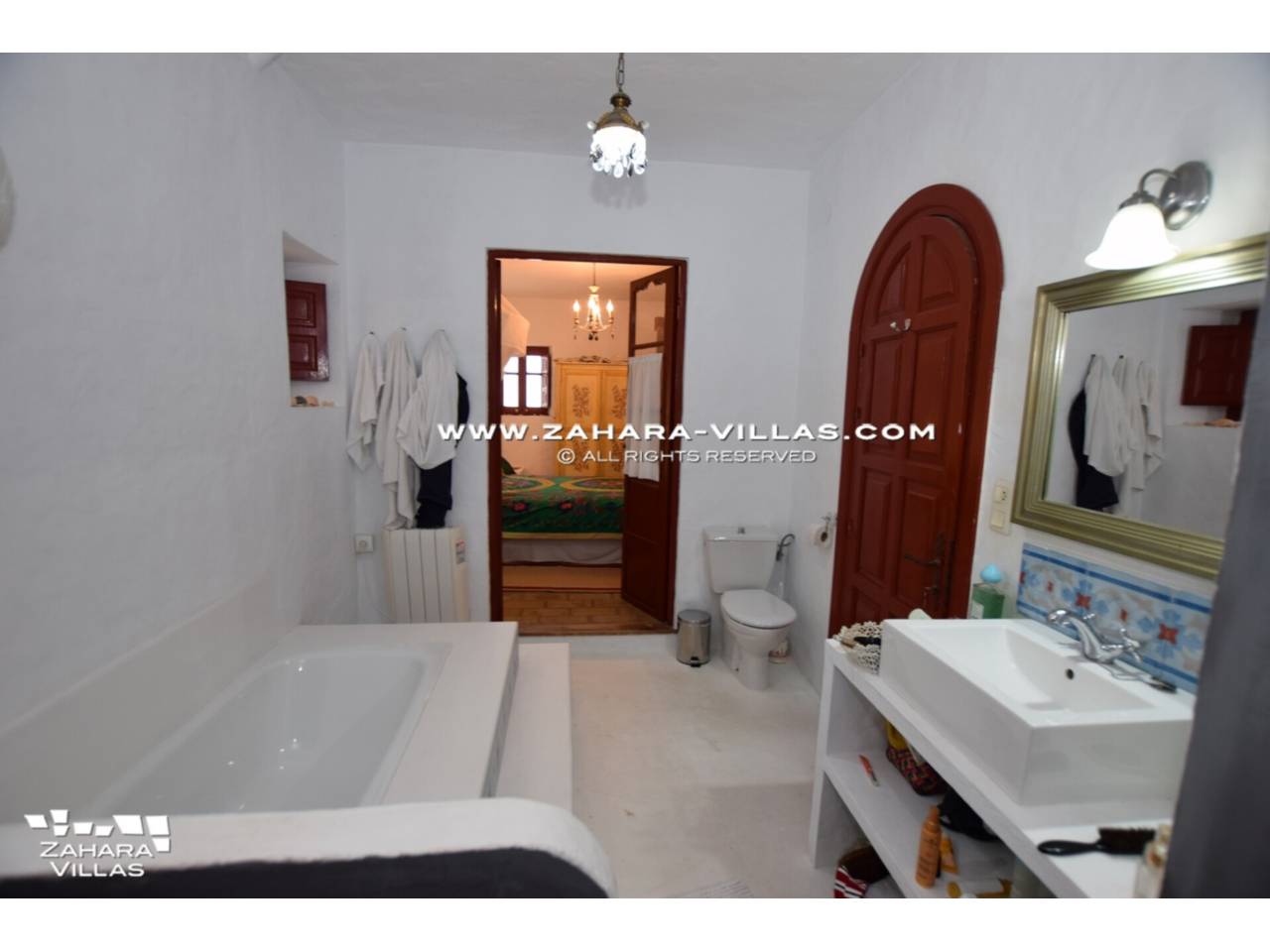Imagen 35 de Magnificent House with central patio, in the historic center of the town