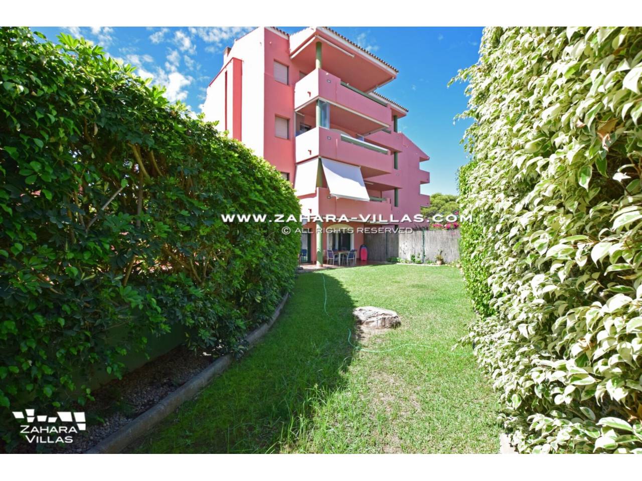 Imagen 3 de Erdgeschoss mit privatem Garten in Urb. Costa Zahara