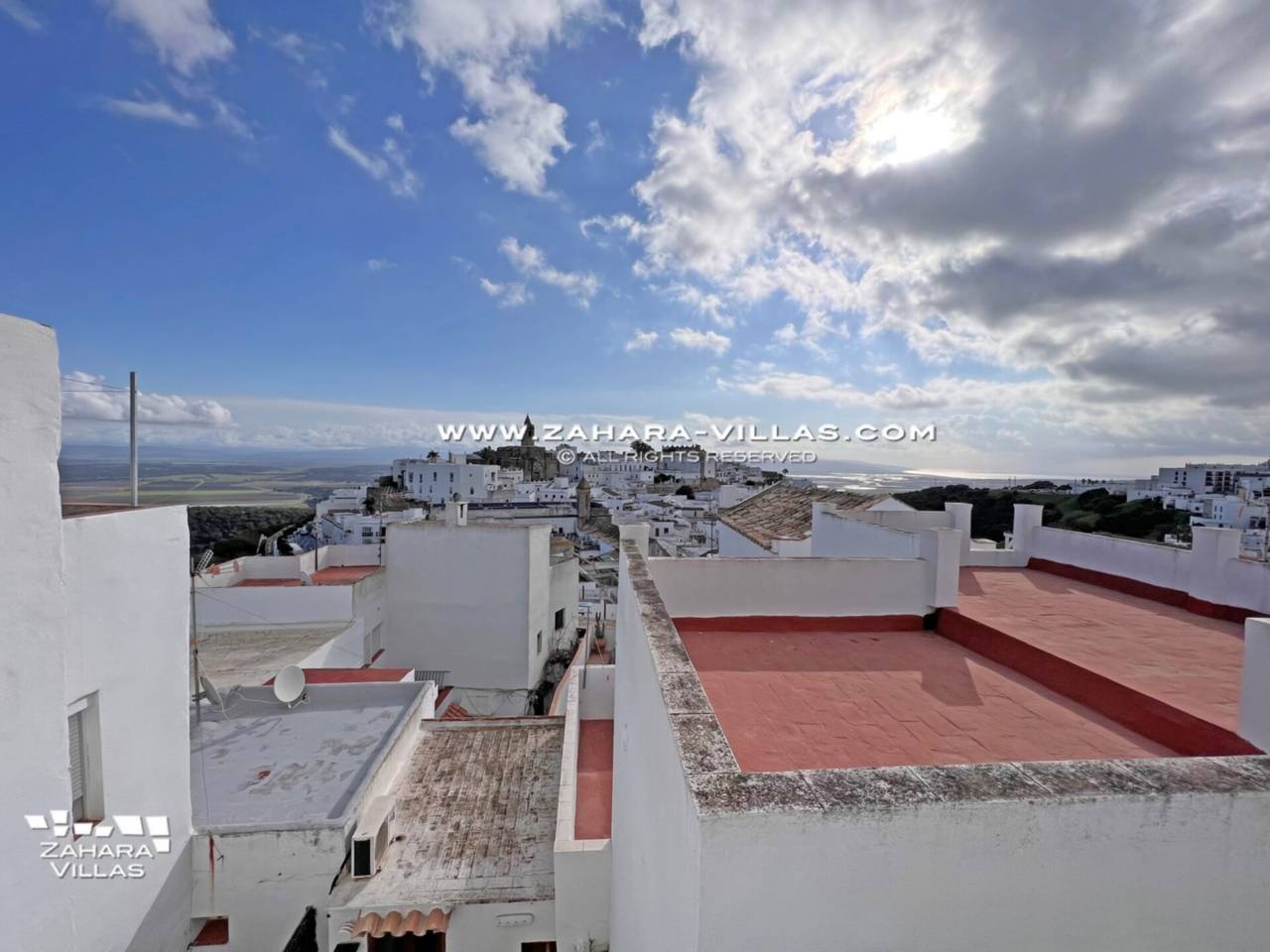 Imagen 1 de Casa con preciosas vistas al casco histórico de Vejer de la Frontera