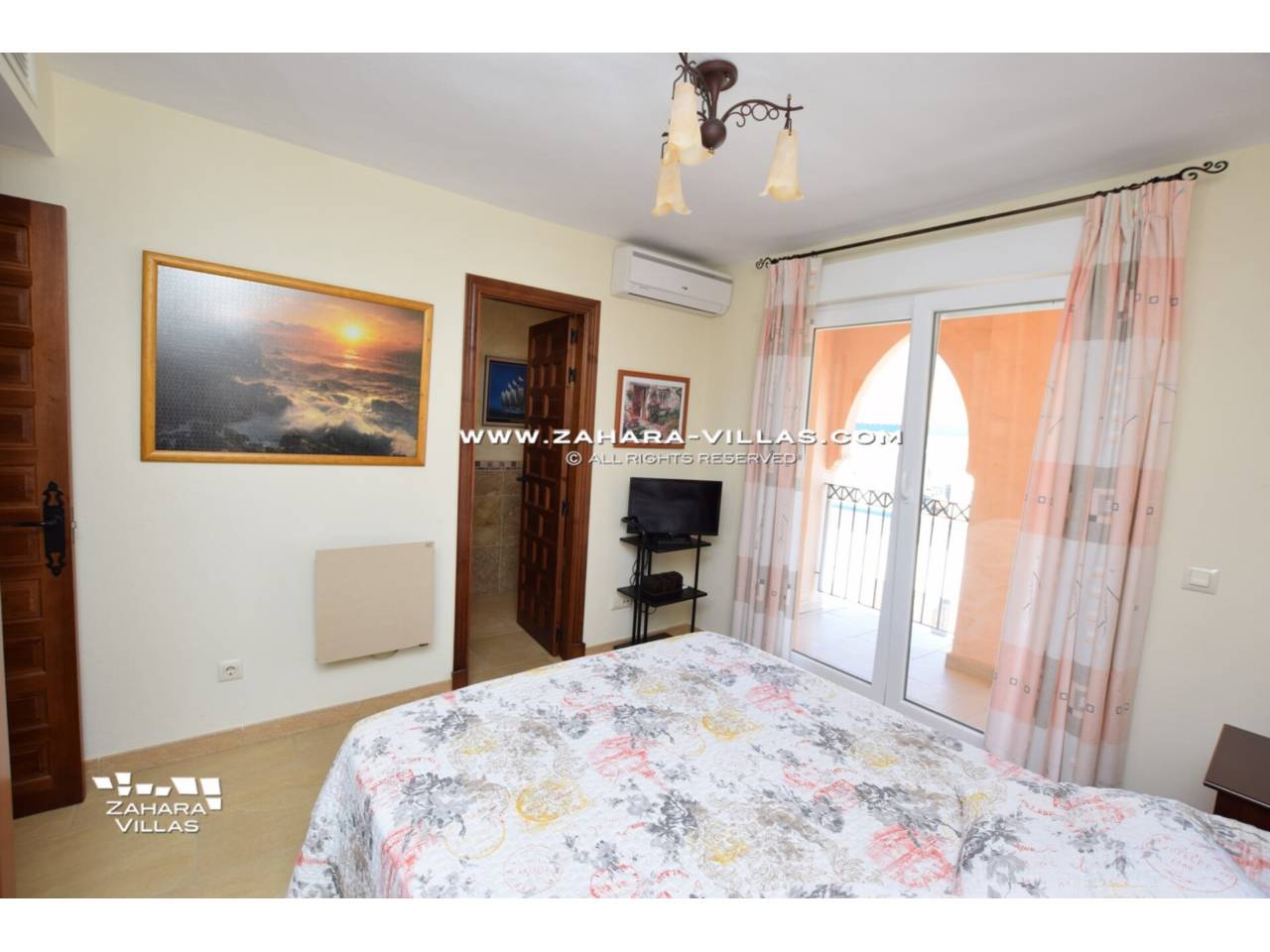 Imagen 21 de Semi-detached house for sale in Zahara de los Atunes, Costa de la Luz