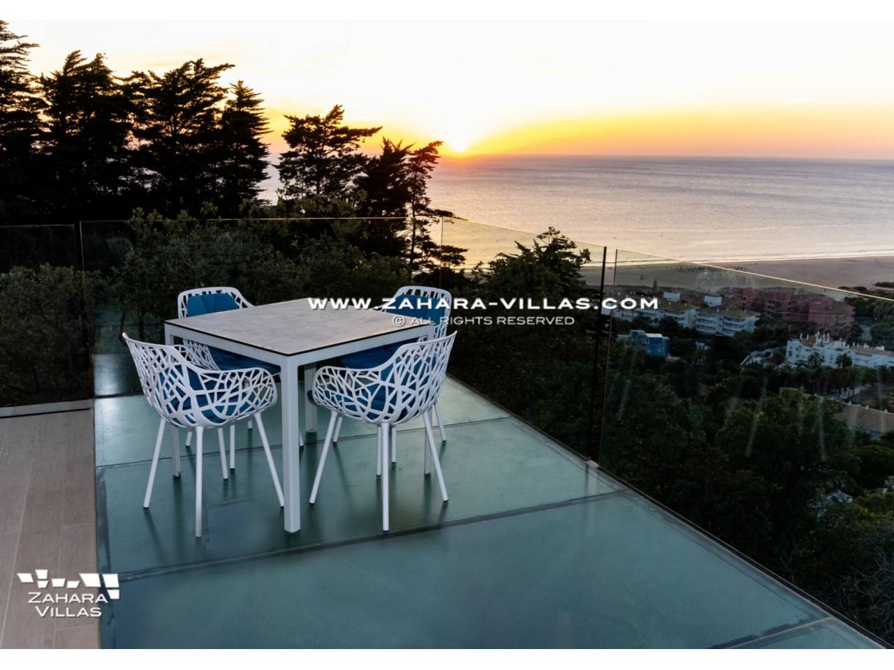 Imagen 7 de Villa with stunning views for sale in Atlanterra