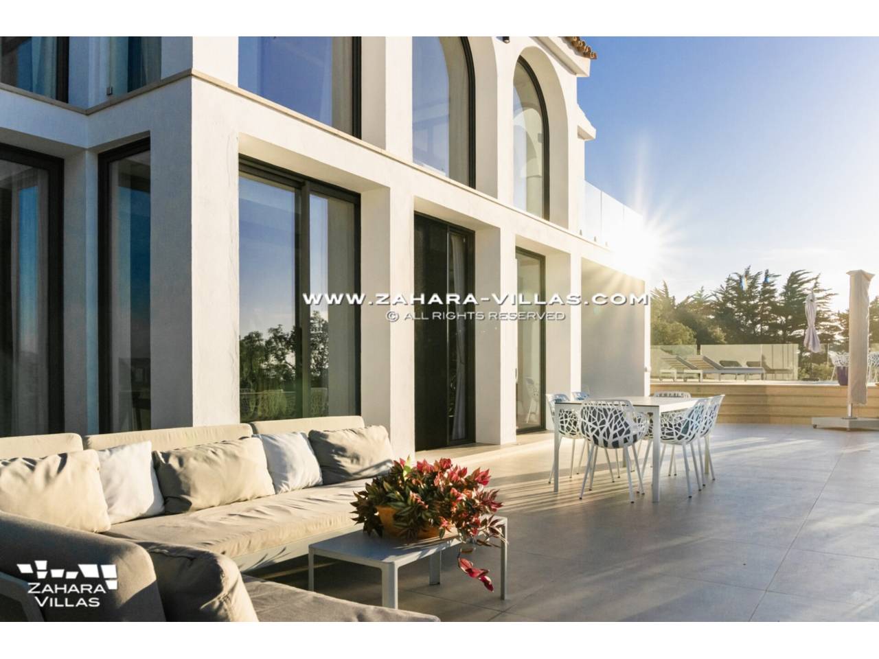 Imagen 2 de Villa with stunning views for sale in Atlanterra