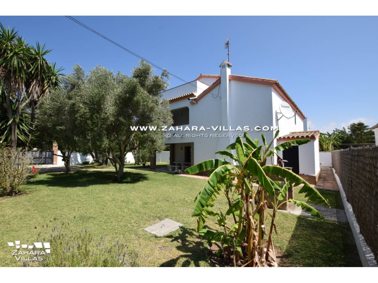 Imagen 8 de House for sale in Zahora ( Los Caños de Meca )