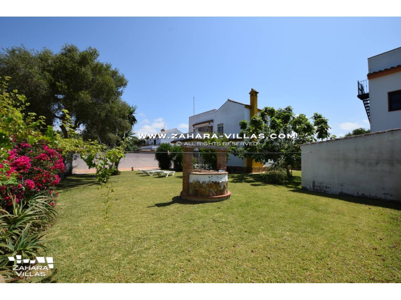 Imagen 4 de House for sale in Zahora ( Los Caños de Meca )