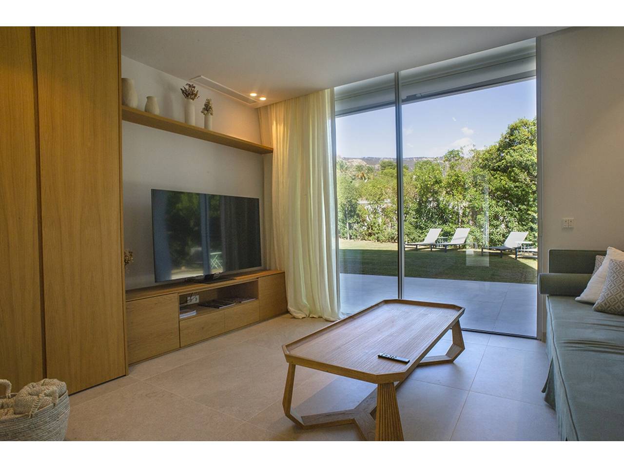 Imagen 41 de Espectacular chalet de reciente construcción a pie de La Cala de los Alemanes