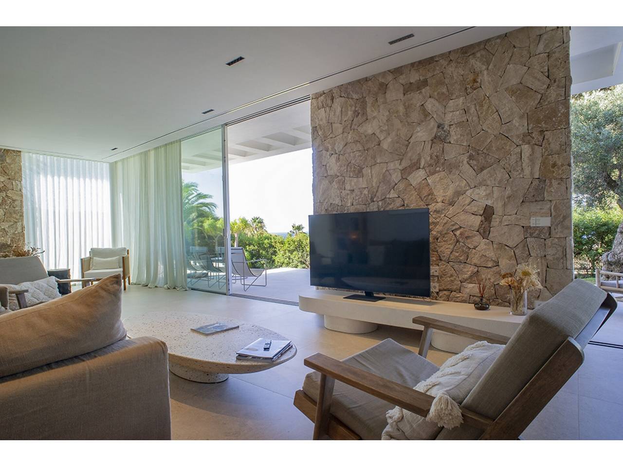 Imagen 23 de Espectacular chalet de reciente construcción a pie de La Cala de los Alemanes