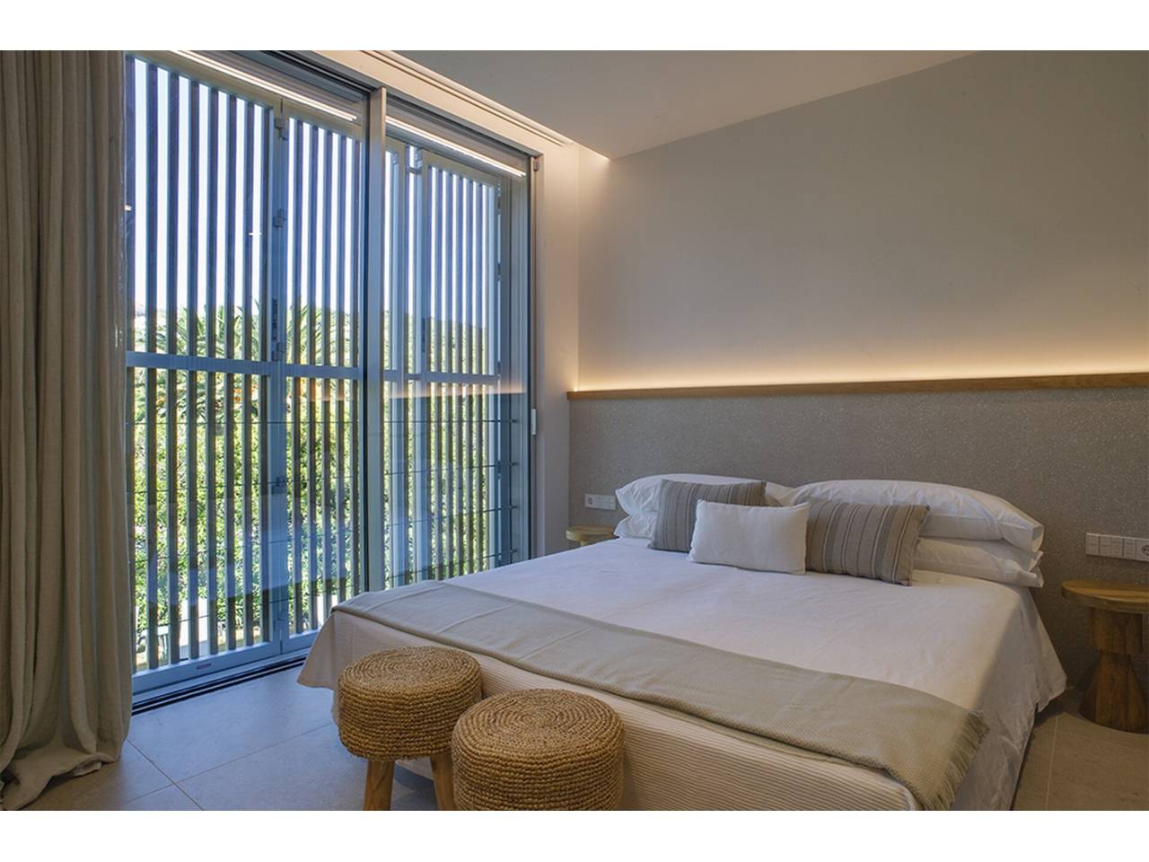 Imagen 66 de Espectacular chalet de reciente construcción a pie de La Cala de los Alemanes