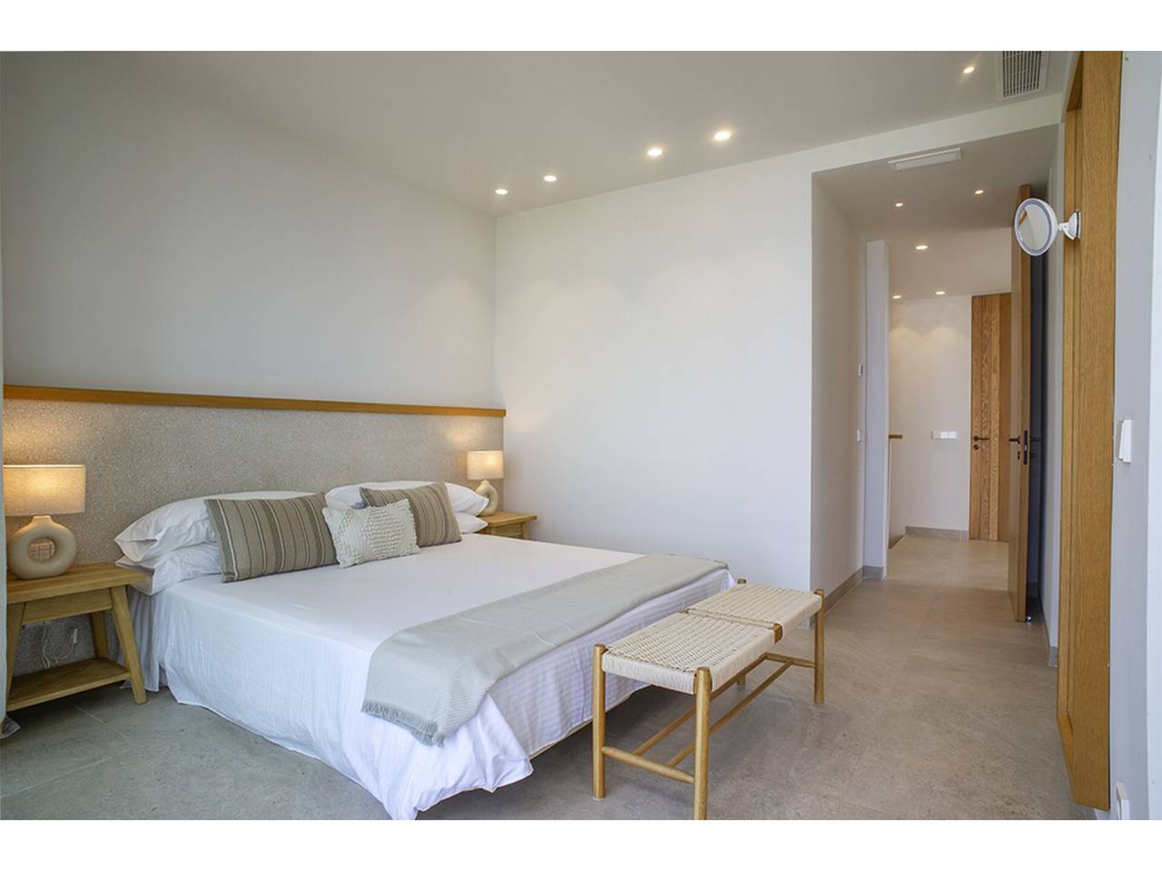 Imagen 60 de Espectacular chalet de reciente construcción a pie de La Cala de los Alemanes