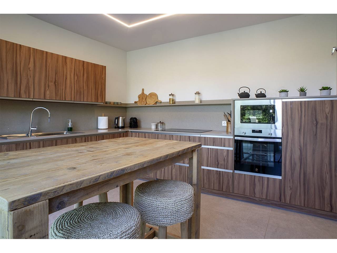 Imagen 36 de Espectacular chalet de reciente construcción a pie de La Cala de los Alemanes