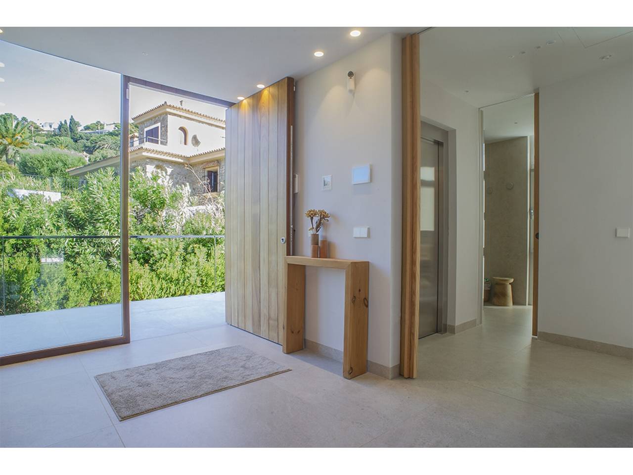 Imagen 13 de Espectacular chalet de reciente construcción a pie de La Cala de los Alemanes