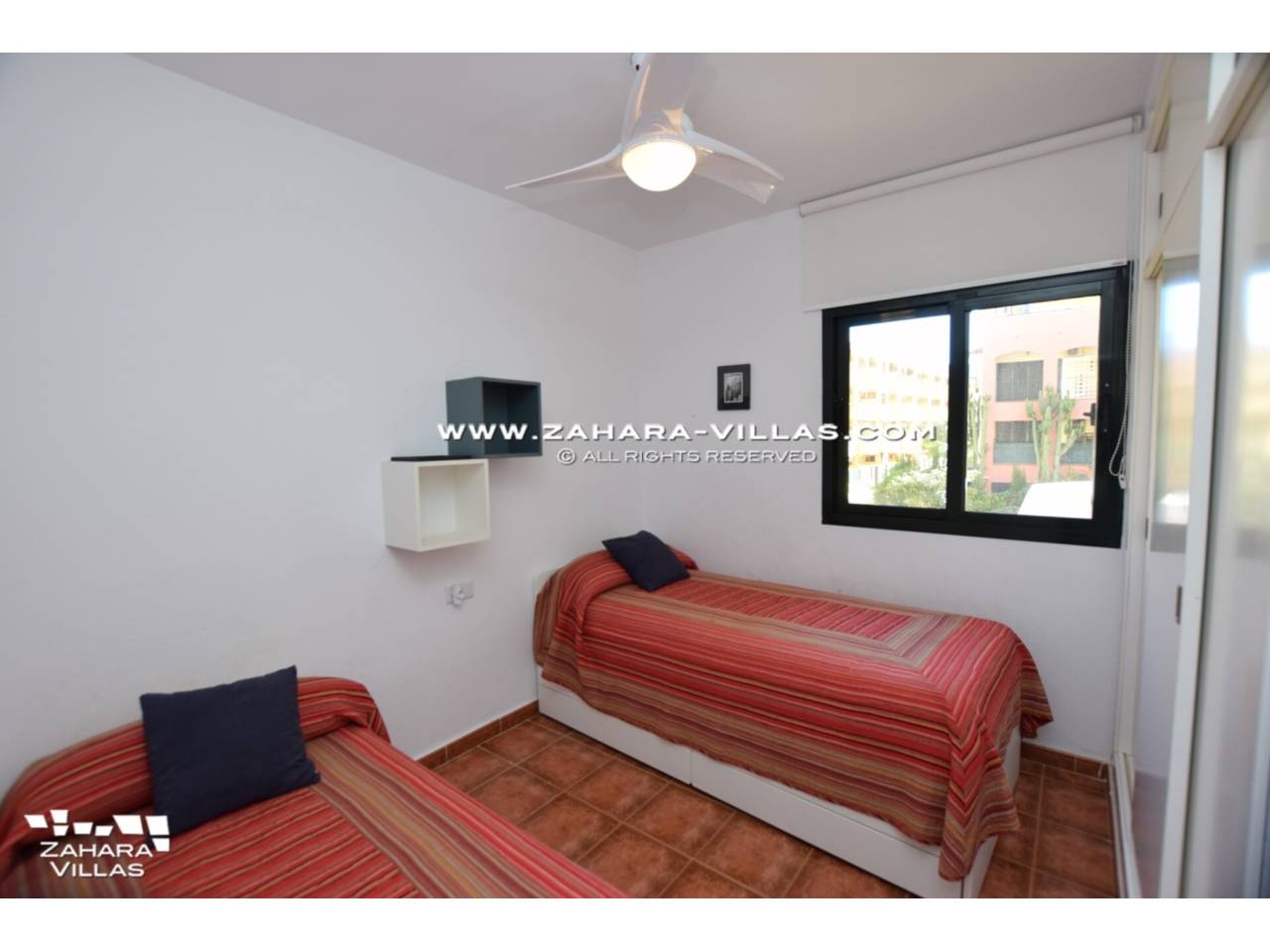 Imagen 8 de Apartamento en venta en Urb. Mar de Plata, zona de Atlanterra