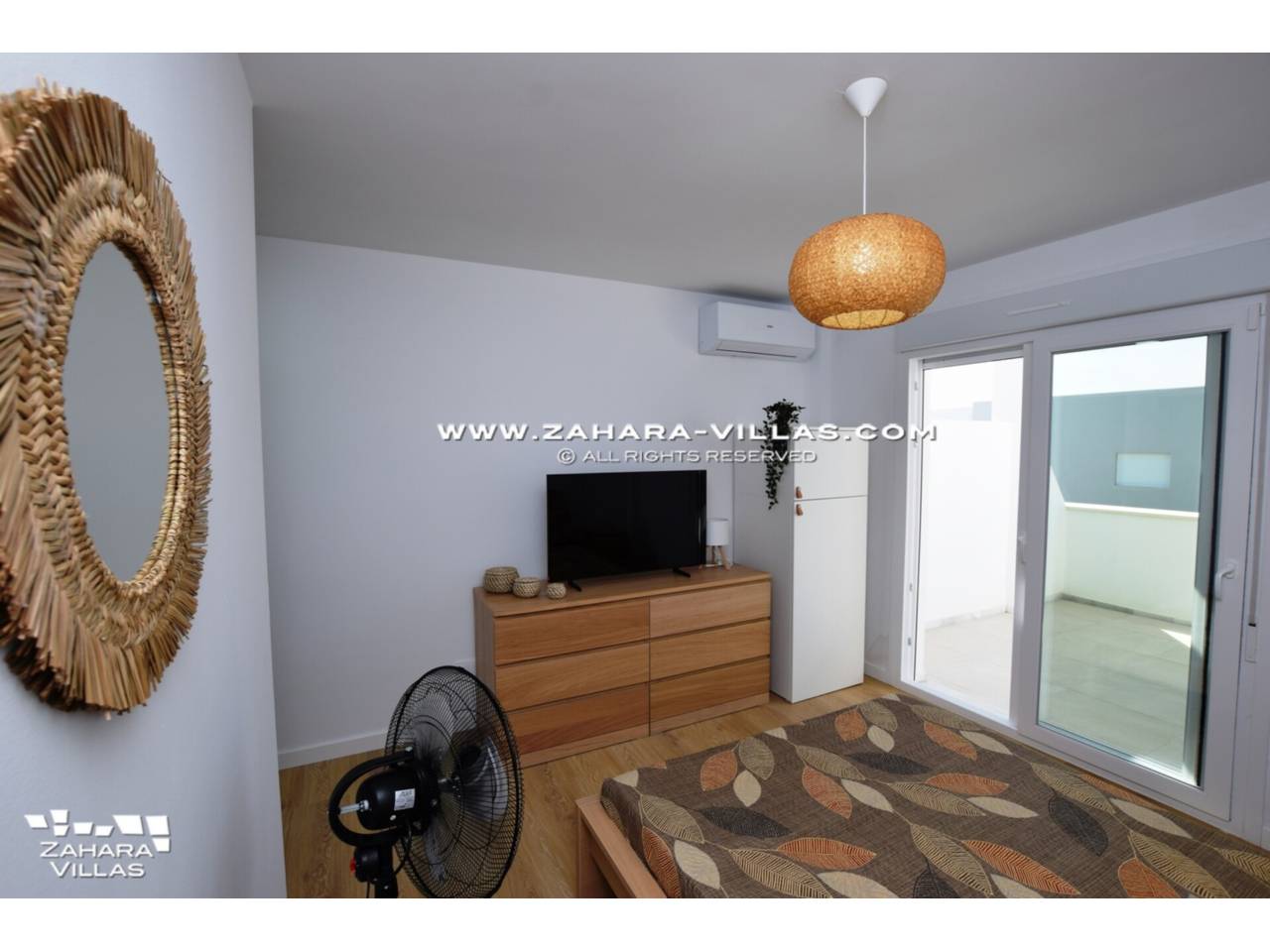 Imagen 28 de Casa Adosada de Nueva Construcción con vistas frontales al mar.