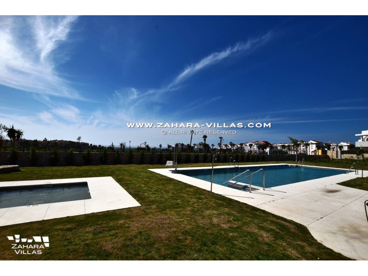 Imagen 48 de Casa Adosada de Nueva Construcción con vistas frontales al mar.