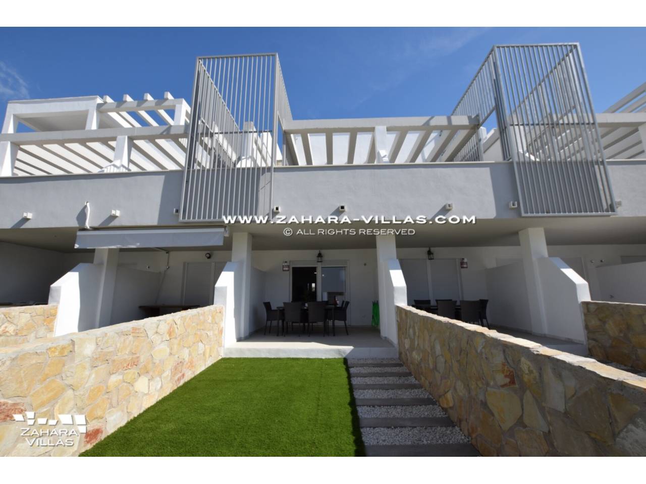 Imagen 16 de Casa Adosada de Nueva Construcción con vistas frontales al mar.