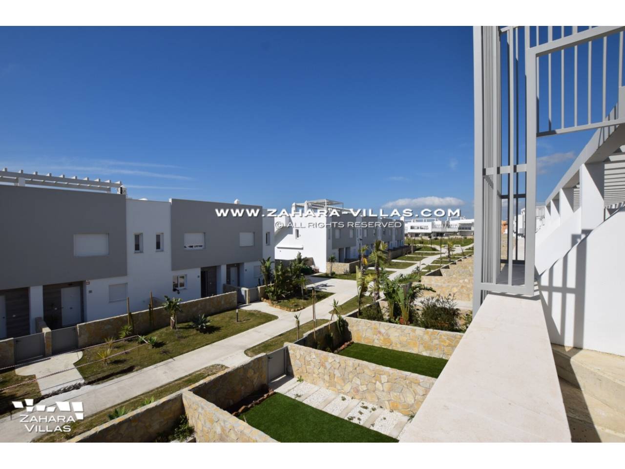 Imagen 33 de Casa Adosada de Nueva Construcción con vistas frontales al mar.