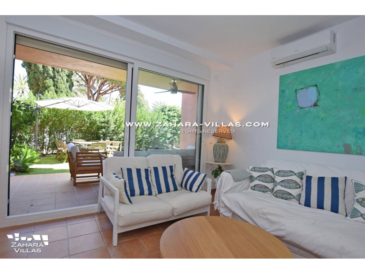 Imagen 5 de Bajo con Jardín Privado en Urb. Costa Zahara, a pie de playa