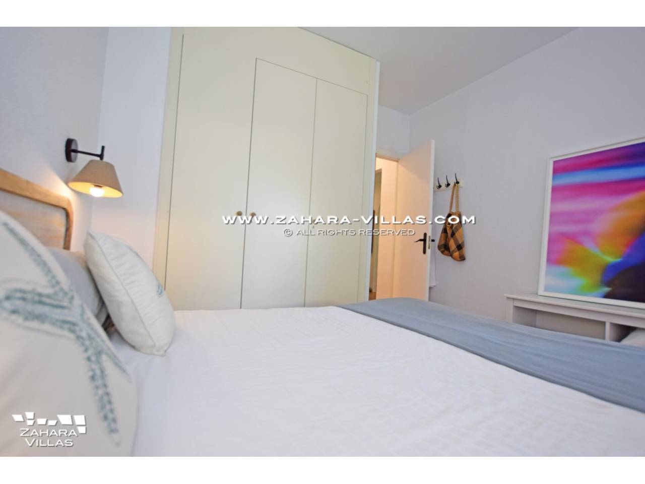 Imagen 26 de Bajo con Jardín Privado en Urb. Costa Zahara, a pie de playa