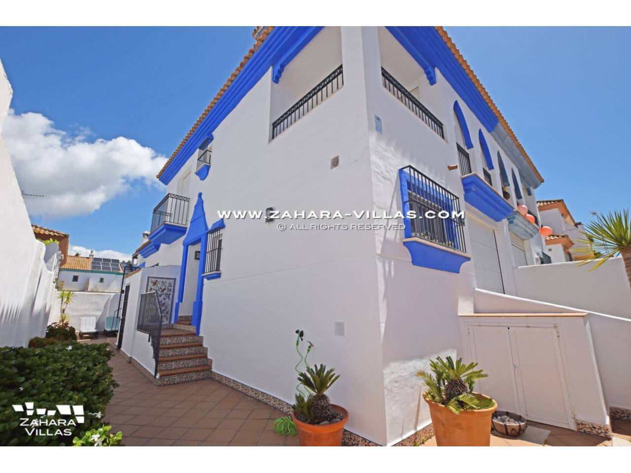 Imagen 2 de Semi-detached House for Sale in Zahara de los Atunes, La Tahona Area